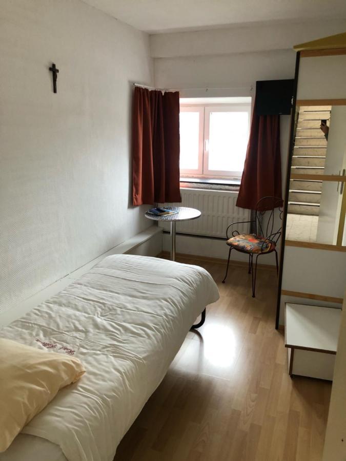 Hotel Halleux Banneux Zimmer foto